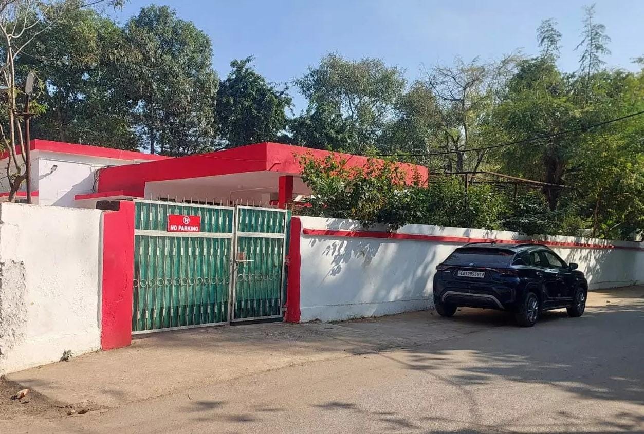 संत केवल नाम के संत, 100 करोड़ के घोटाले में आ रहा नाम कोरोना काल के दौरान हुई है गफलत..