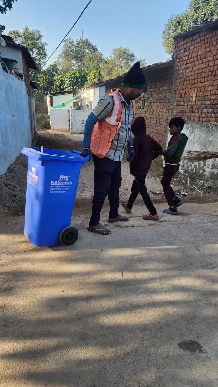 पार्षद का कार्यकाल खत्म, पहली बार बरखदान में सफाई, जनता में खुशी और नाराजगी भी, आखिर क्यों..