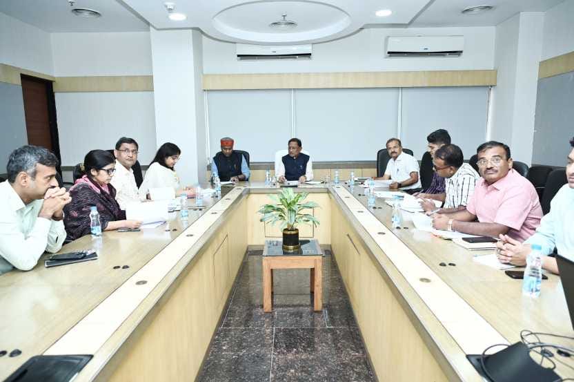 मुख्यमंत्री की सख्त चेतावनी : वन्य प्राणियों से नुकसान पर तुरंत दें मुआवजा, लापरवाही बर्दाश्त नहीं..