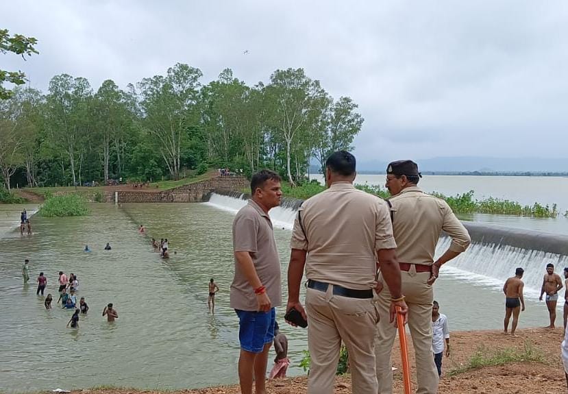 बिलासपुर में पिकनिक पर जा रहे हैं ? संभलकर ! पुलिस की सख्त चेतावनी, लापरवाही की , तो होगी कड़ी कार्रवाई..