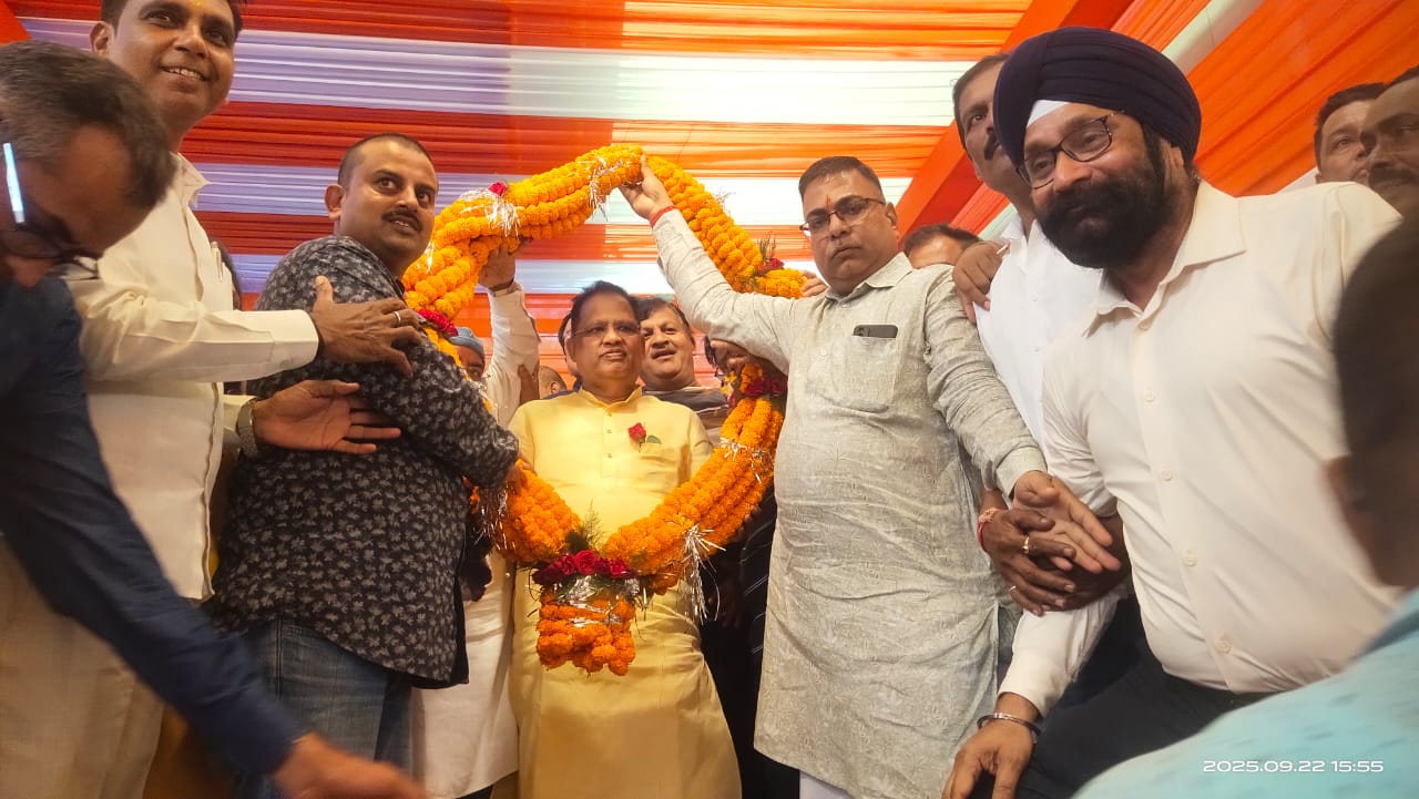 “जनसेवा को समर्पित जीवन ही मेरी असली पूंजी है”– जन्मदिन पर बोले विधायक अमर अग्रवाल..भव्य जनसंपर्क कार्यक्रम में उमड़ा जनसैलाब, पूर्व एल्डरमैन मनीष अग्रवाल ने दी शुभकामनाएँ..
