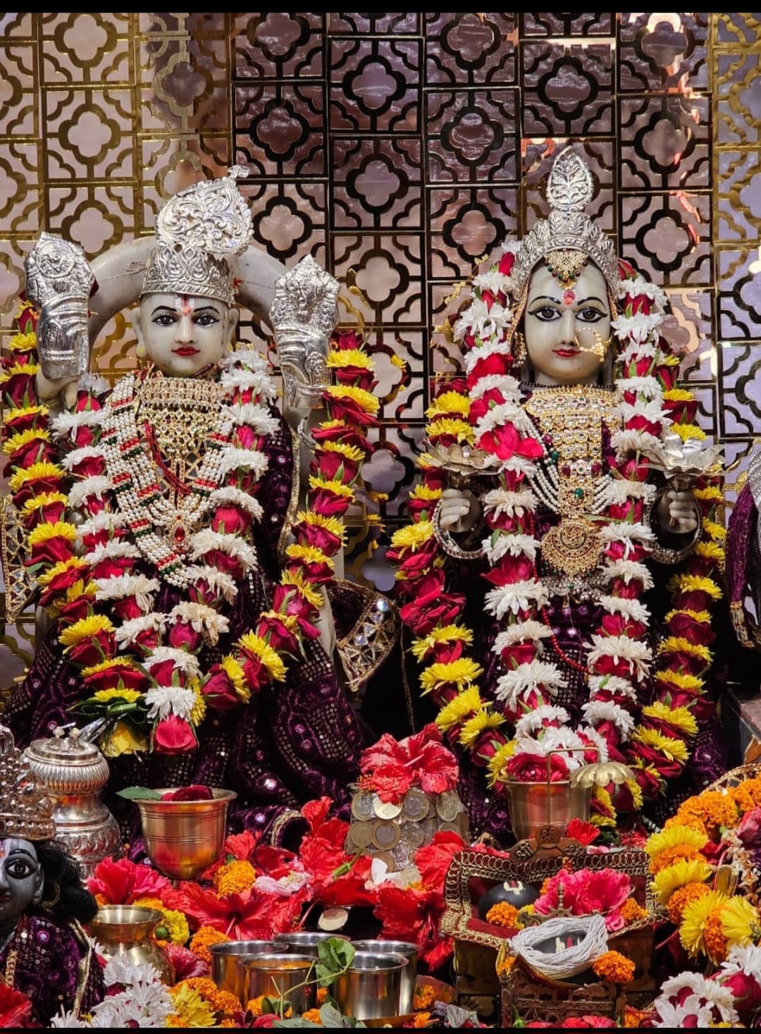 श्री लक्ष्मी नारायण मंदिर में नवरात्रि महोत्सव 2025 : अखंड ज्योति कलश प्रज्वलन, माता लक्ष्मी की आराधना और सुख-समृद्धि की विशेष साधना..