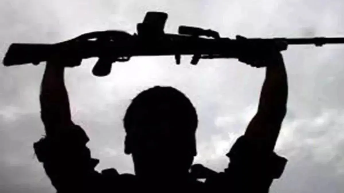 माओवाद को बड़ा झटका : 11 दिन में 33 नक्सली सरेंडर, 45 लाख के इनामी रामधेर ने भी हथियार डाले..