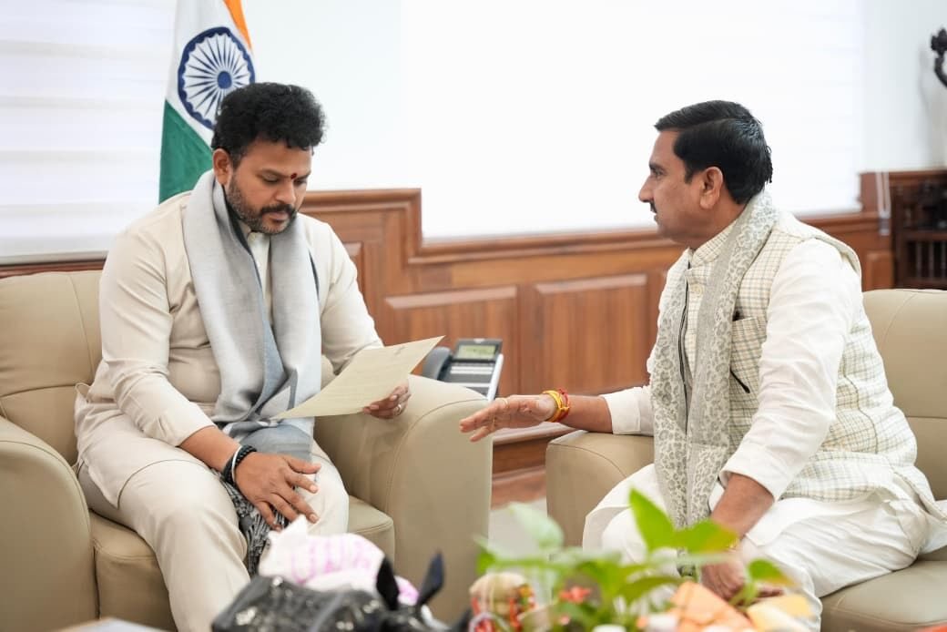 बिलासपुर एयरपोर्ट के विस्तार का रास्ता साफ 290 एकड़ जमीन मिली अब रात में भी उतर सकेंगे बड़े विमान..