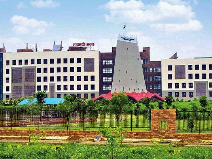 मंत्रालय में बड़ी डिजिटल सेंधमारी ! GAD के नाम पर बंटे फर्जी नियुक्ति पत्र, सचिव और उप सचिव के डिजिटल सिग्नेचर का हुआ इस्तेमाल.. FIR दर्ज..