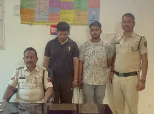 बिलासपुर पुलिस का रायपुर में छापा : साइबर ठगों को किराए पर बैंक खाते उपलब्ध कराने वाले दो फरार आरोपी गिरफ्तार..