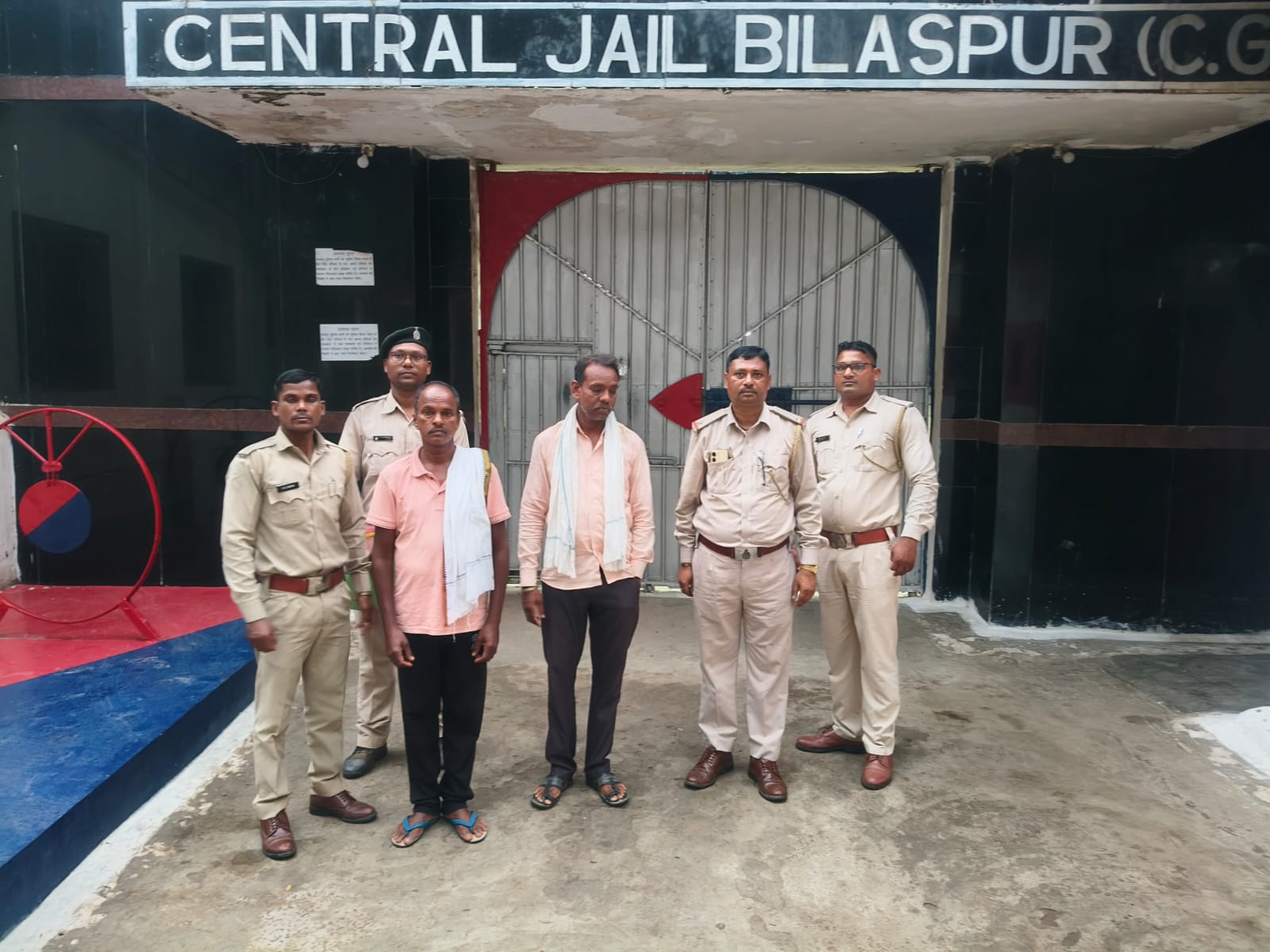 मछली पकड़ने के लिए बिछाया था मौत का करंट, मगरमच्छ की चली गई जान : रतनपुर में दो आरोपी गिरफ्तार, वन्यजीव संरक्षण कानून के तहत जेल..
